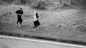 ニードルRF美顔器を家庭用に使う際の効果と注意点は？