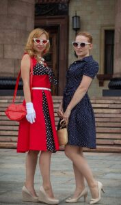 50代が選ぶ美顔器でシミやシワを改善する方法は？