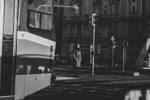 美顔器を使った美白効果でシミを改善する方法は？