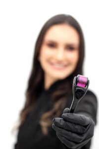 美容機器と皮膚科、どちらが自宅でのケアに最適？